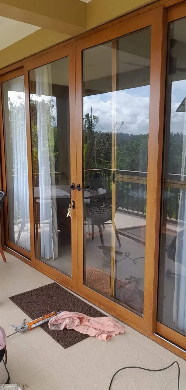 Wood-look glazed door and window run
